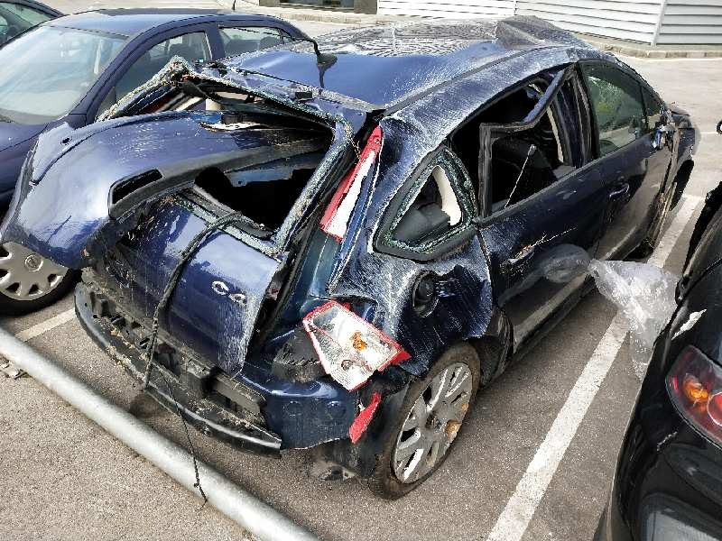 citroen c4 berlina del año 2006