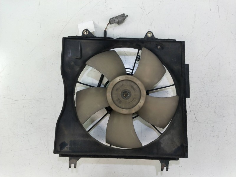 Recambio de electroventilador para toyota corolla (e11) 2.0 turbodiesel cat referencia OEM IAM 1636353010 1680003671 