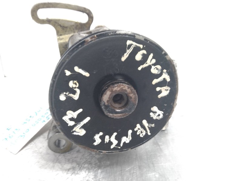 Recambio de bomba direccion para toyota avensis berlina (t 22) 2.0 16v cat referencia OEM IAM 7613955101  