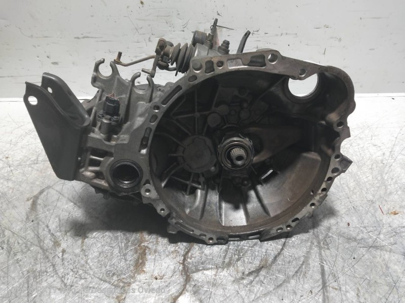 Recambio de caja cambios para toyota avensis berlina (t 22) 2.0 16v cat referencia OEM IAM 90502057  
