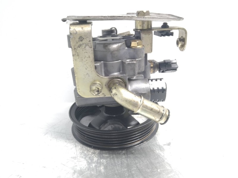 Recambio de bomba direccion para toyota avensis berlina (t 22) 1.6 16v referencia OEM IAM   