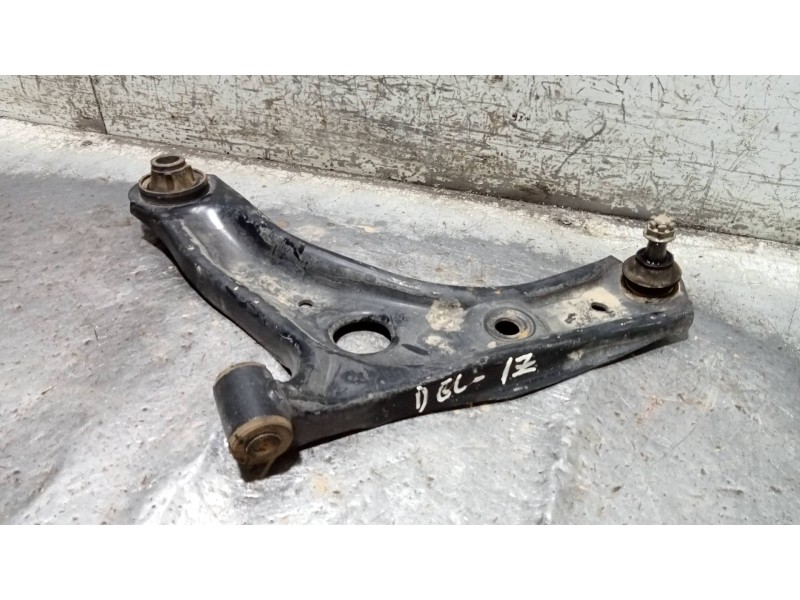 Recambio de brazo suspension inferior delantero izquierdo para citroen c1 city edition referencia OEM IAM   