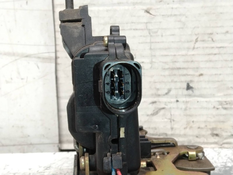 Recambio de motor cierre centralizado trasero izquierdo para skoda octavia berlina (1u2) 1.8 20v slx referencia OEM IAM   5P