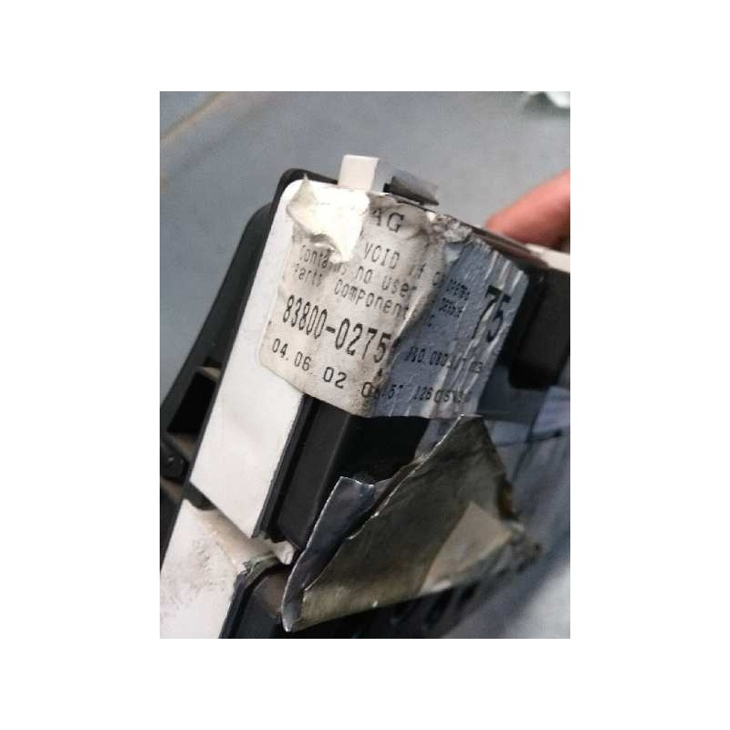 Recambio de cuadro instrumentos para toyota corolla (e12) 1.6 16v referencia OEM IAM 8380002751 110080107003 