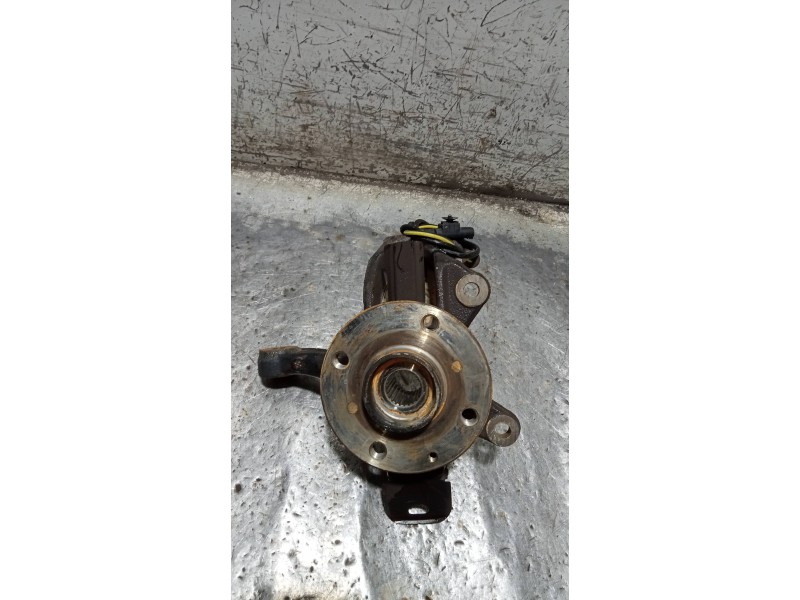 Recambio de mangueta delantera derecha para citroen c1 city edition referencia OEM IAM   