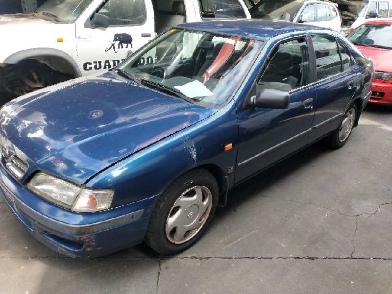 nissan primera berlina (p11) del año 1998