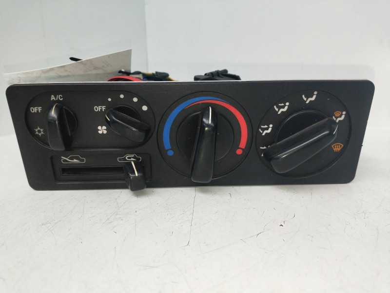 Recambio de mando calefaccion / aire acondicionado para hyundai santamo gl referencia OEM IAM   