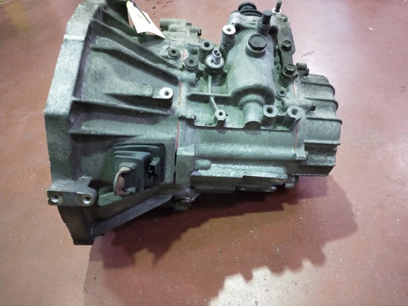 Recambio de caja cambios para toyota yaris (ncp1/nlp1/scp1) 1.3 cat referencia OEM IAM P02 0500191 