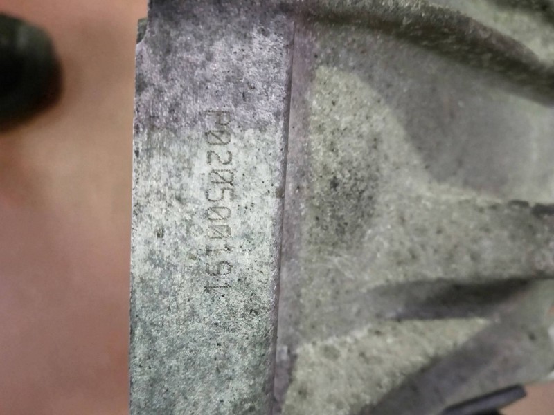 Recambio de caja cambios para toyota yaris (ncp1/nlp1/scp1) 1.3 cat referencia OEM IAM P02 0500191 