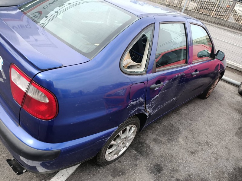 seat cordoba berlina (6k2) del año 2002