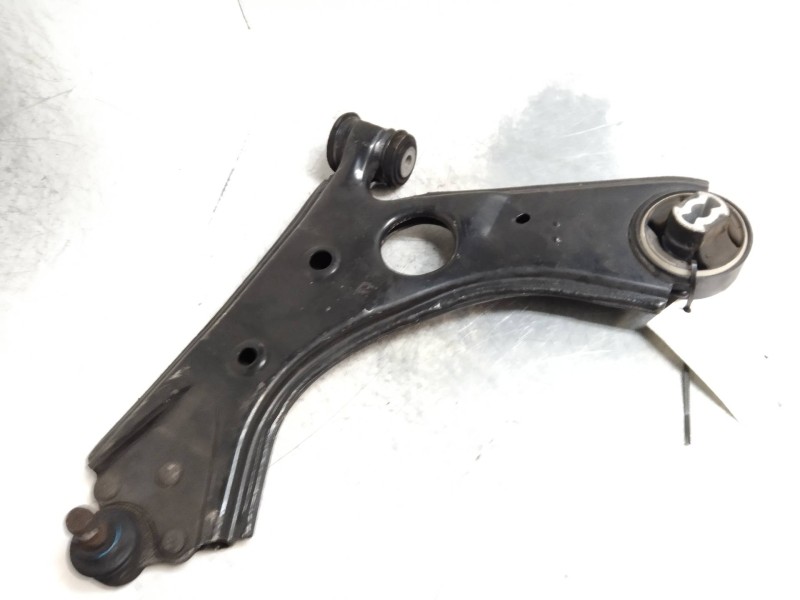 Recambio de brazo suspension inferior delantero izquierdo para fiat doblo cargo 1.3 16v jtd cat referencia OEM IAM   