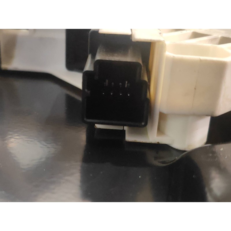 Recambio de elevalunas delantero izquierdo para land rover range rover sport v6 td se referencia OEM IAM AH2223201AB  5P