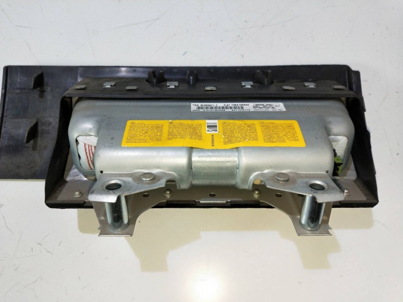 Recambio de kit airbag para fiat croma (194) 1.9 8v jtd cat (939a1000 / 192a8000) referencia OEM IAM   
