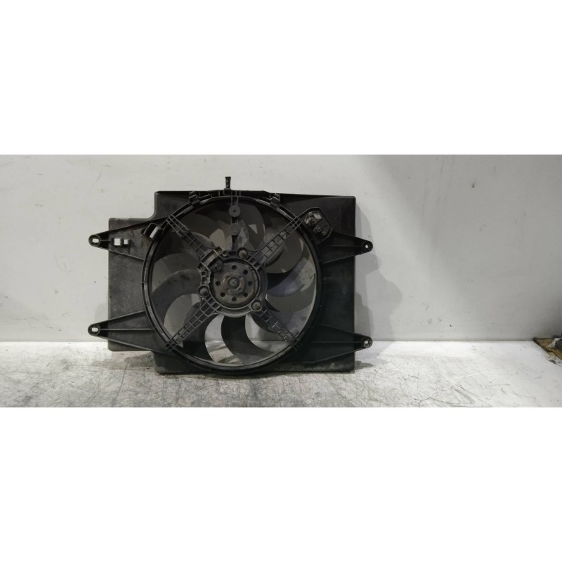Recambio de electroventilador para alfa romeo gt (125) 1.9 jtd 16v 150/ distinctive referencia OEM IAM 836000100  