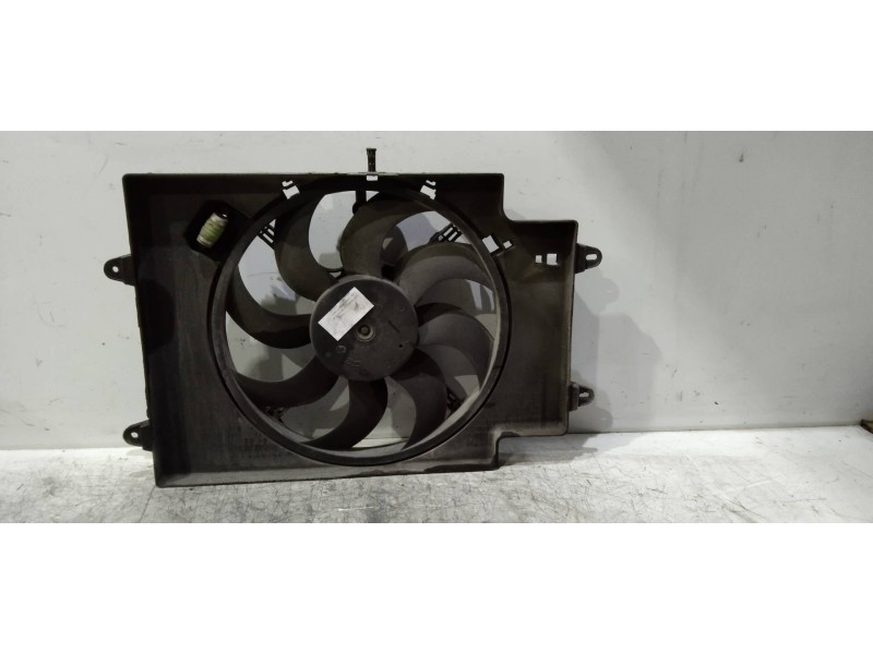 Recambio de electroventilador para alfa romeo gt (125) 1.9 jtd 16v 150/ distinctive referencia OEM IAM 836000100  