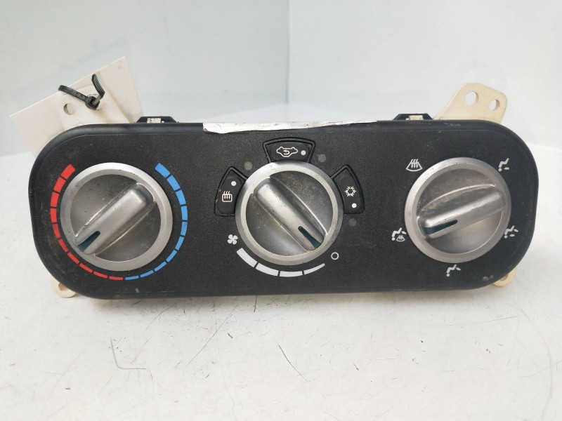 Recambio de mando calefaccion / aire acondicionado para jeep compass 2.4 16v cat referencia OEM IAM P05058299AE  