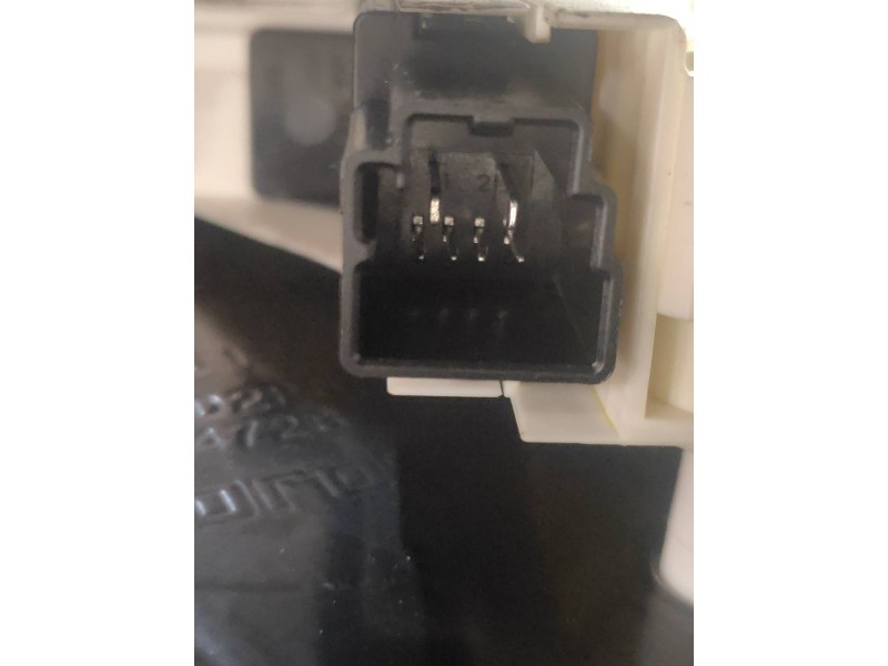 Recambio de elevalunas trasero izquierdo para land rover range rover sport v6 td se referencia OEM IAM AH2227001AA  