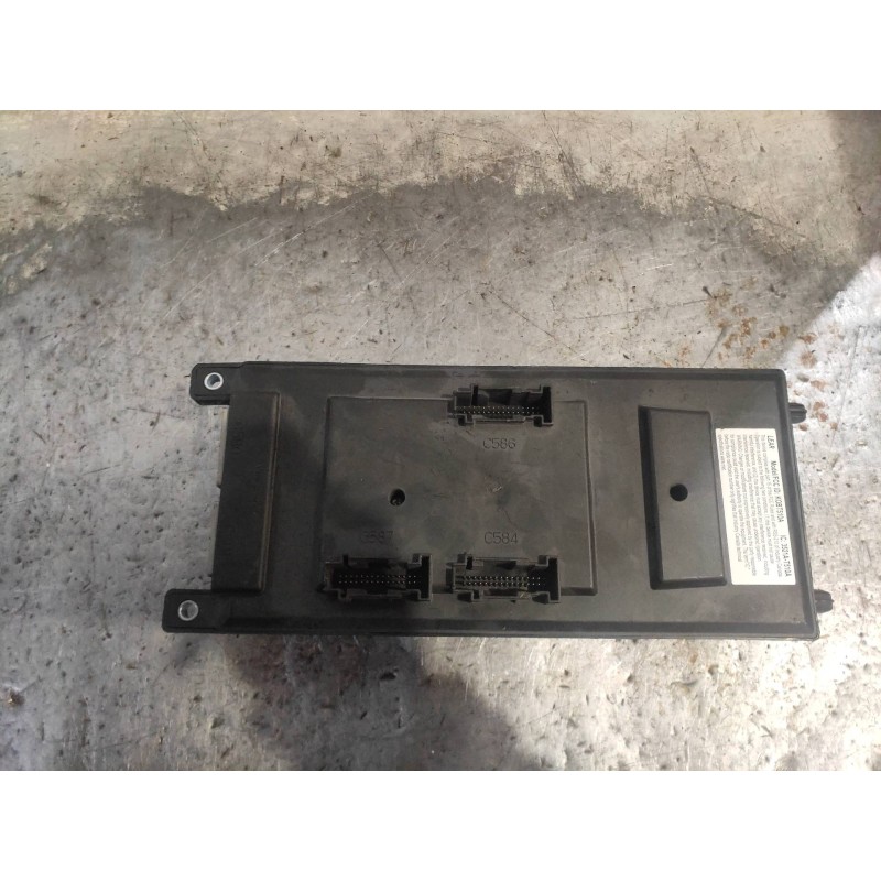 Recambio de caja reles / fusibles para land rover range rover sport v6 td se referencia OEM IAM AH2214F041BF  