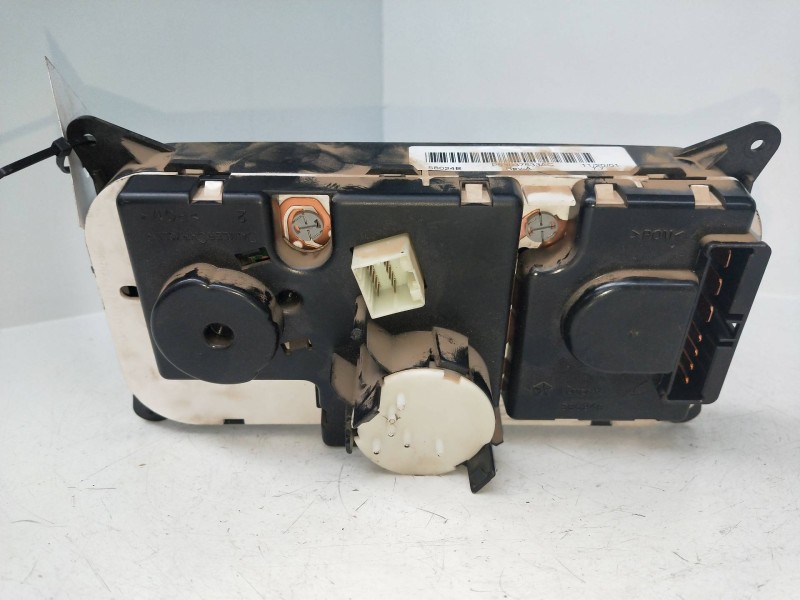 Recambio de mando calefaccion / aire acondicionado para jeep cherokee (kj) 2.5 crd básico referencia OEM IAM P55037533AC  