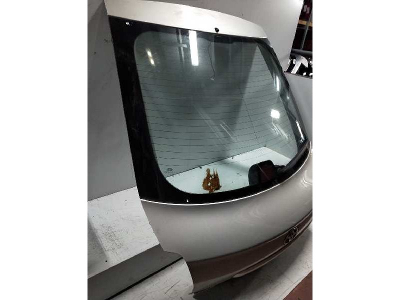 Recambio de porton trasero para toyota avensis berlina (t25) 2.0 turbodiesel cat referencia OEM IAM   