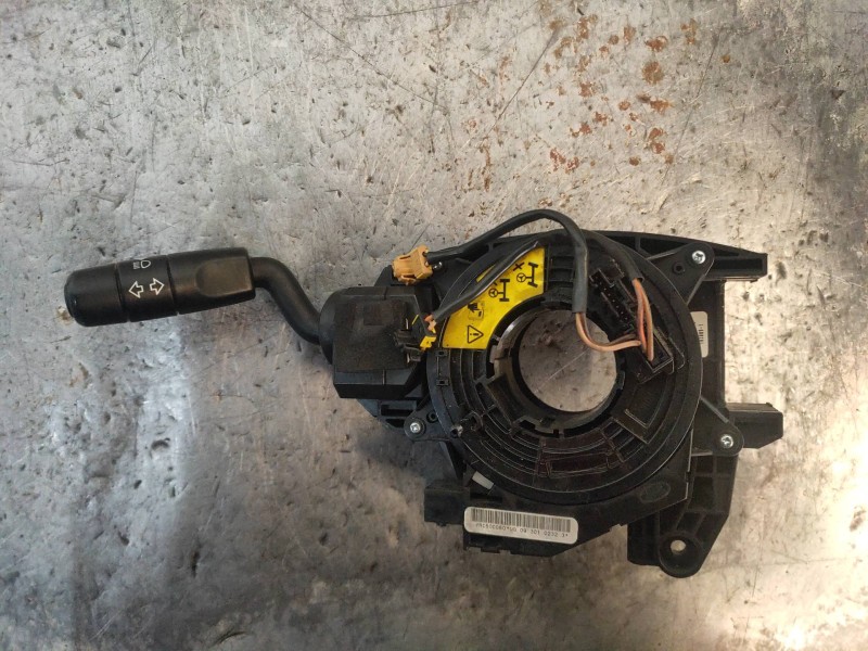 Recambio de mando luces para land rover range rover sport v6 td se referencia OEM IAM 8H2213N064AA  