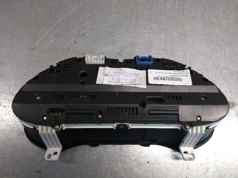 Recambio de cuadro instrumentos para toyota avensis berlina (t25) 2.4 16v cat referencia OEM IAM 8380005610H MB2574109845 