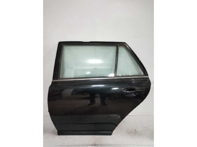 Recambio de puerta trasera izquierda para toyota avensis berlina (t25) 2.4 16v cat referencia OEM IAM   