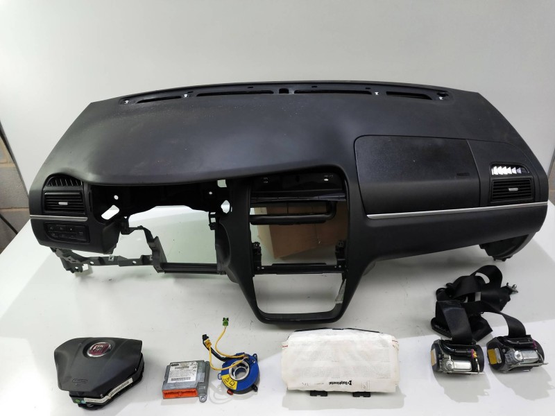 Recambio de kit airbag para fiat linea (110) 1.3 16v jtd cat referencia OEM IAM   