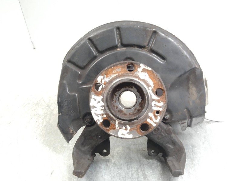 Recambio de mangueta delantera derecha para skoda fabia familiar (6y5) comfort line referencia OEM IAM    Recambio de mangueta delantera derecha para skoda fabia familiar (6y5) comfort line referencia OEM IAM