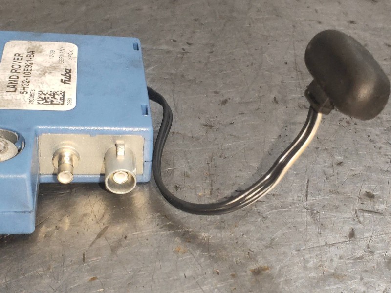 Recambio de modulo electronico para land rover range rover sport v6 td se referencia OEM IAM 5H3210E921BA  