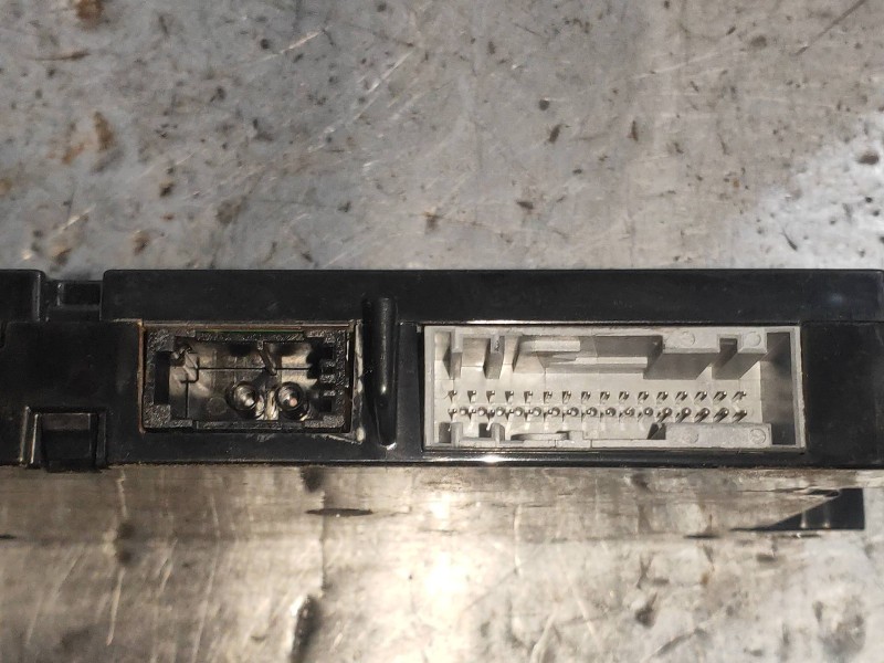Recambio de modulo electronico para land rover range rover sport v6 td se referencia OEM IAM 8H2210F845AA  