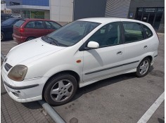 nissan almera tino (v10m) del año 2001