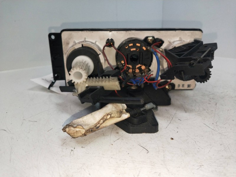 Recambio de mando calefaccion / aire acondicionado para kia rio referencia OEM IAM   