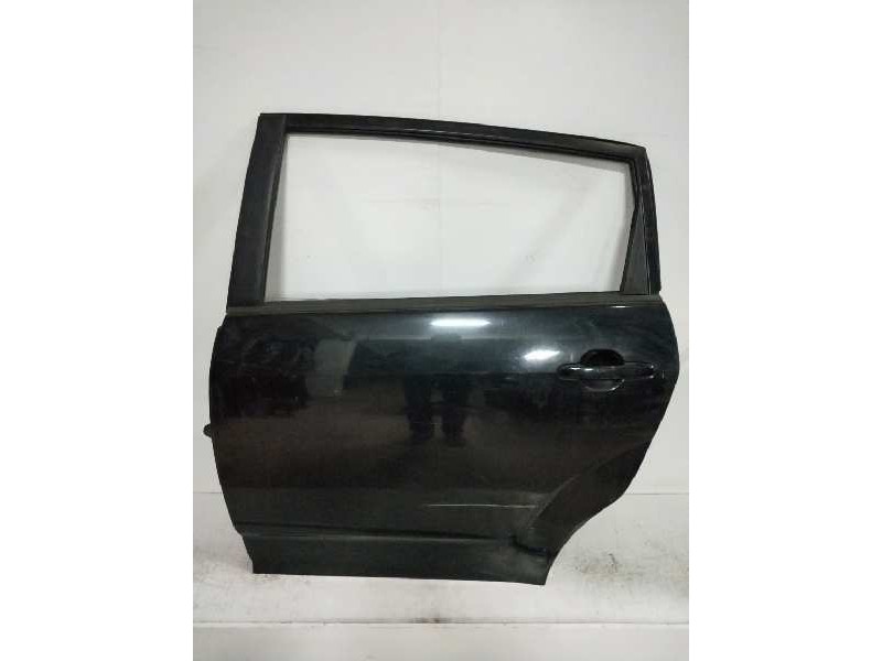 Recambio de puerta trasera izquierda para toyota corolla verso (e12) referencia OEM IAM   