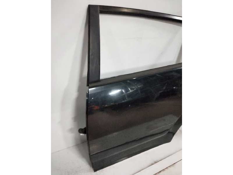 Recambio de puerta trasera izquierda para toyota corolla verso (e12) referencia OEM IAM   