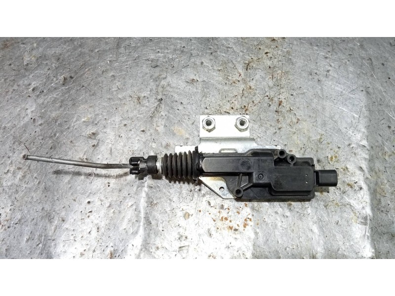 Recambio de motor cierre centralizado trasero derecho para chrysler pt cruiser (pt) 1.6 classic referencia OEM IAM 05067504AD  