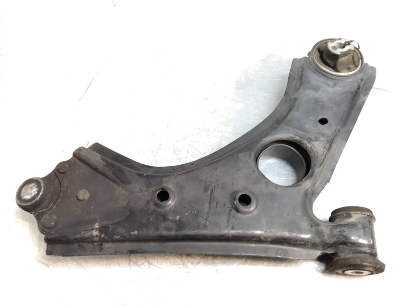 Recambio de brazo suspension inferior delantero izquierdo para fiat doblo active referencia OEM IAM    Recambio de brazo suspension inferior delantero izquierdo para fiat doblo active referencia OEM IAM