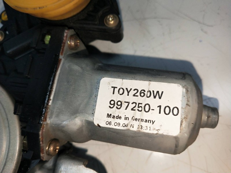 Recambio de elevalunas delantero derecho para toyota corolla verso (r1) 2.0 turbodiesel cat referencia OEM IAM 997250100  5P