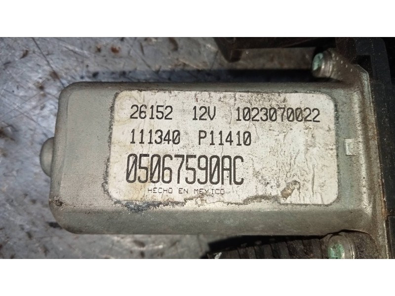 Recambio de elevalunas delantero derecho para chrysler pt cruiser (pt) 1.6 classic referencia OEM IAM 05067590AC  