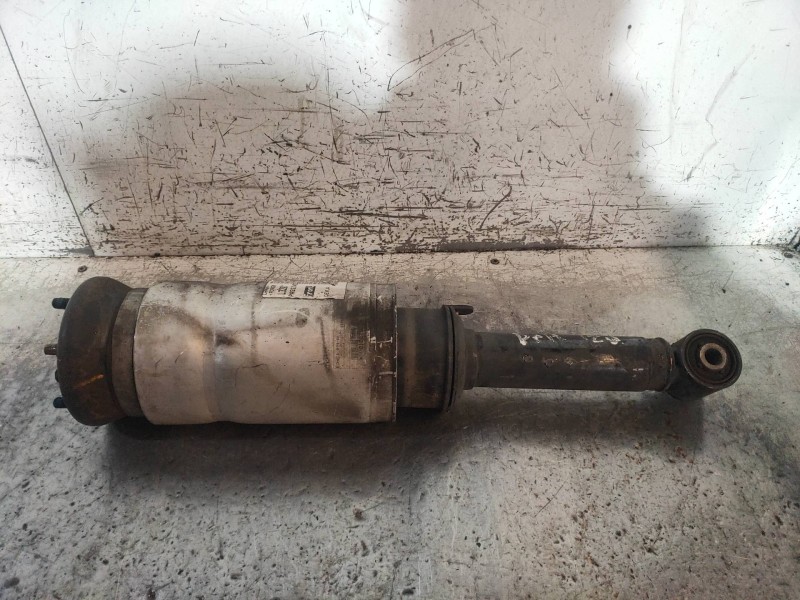 Recambio de amortiguador delantero derecho para land rover range rover sport v6 td se referencia OEM IAM 5H3218B036AB  