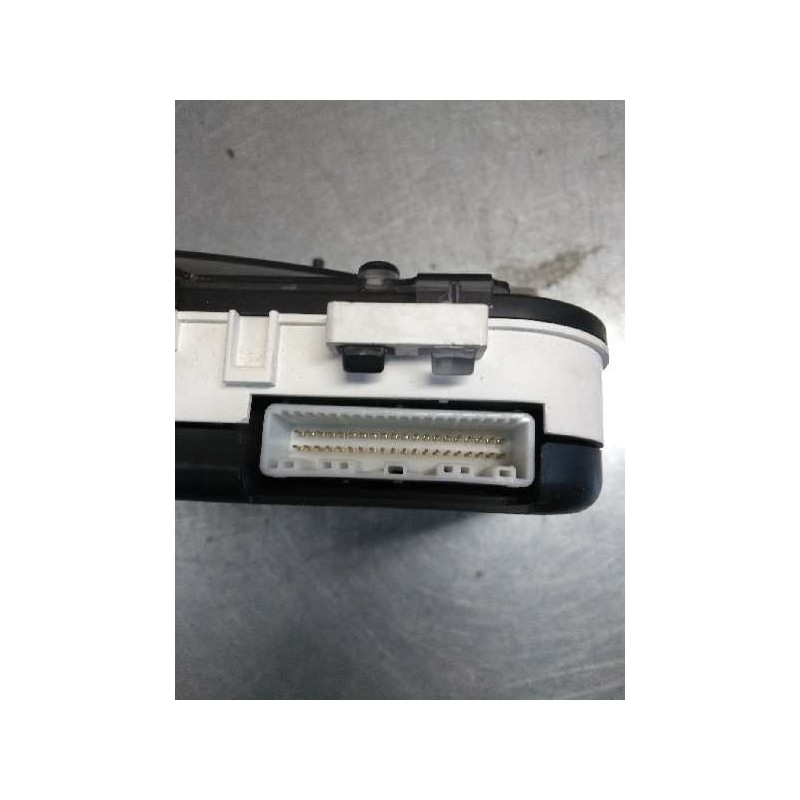 Recambio de cuadro instrumentos para toyota corolla verso (r1) 2.2 turbodiesel cat referencia OEM IAM 838000F091 MB2574308260 M8