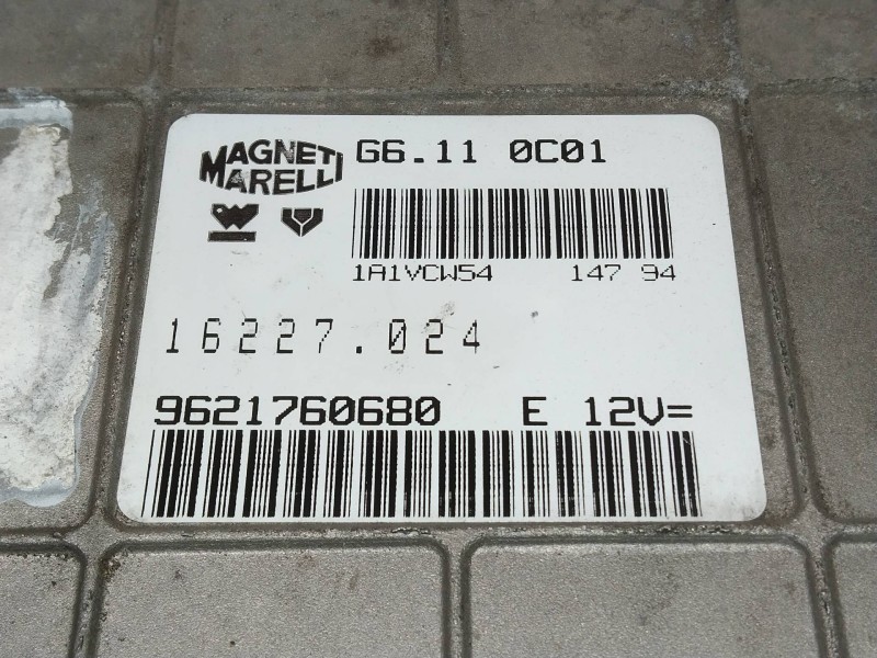 Recambio de centralita motor uce para citroen ax first referencia OEM IAM G6110C01 9621760680 16227024