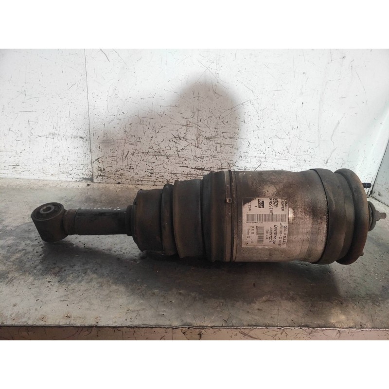 Recambio de amortiguador trasero derecho para land rover range rover sport v6 td se referencia OEM IAM 5H3218W002AB  