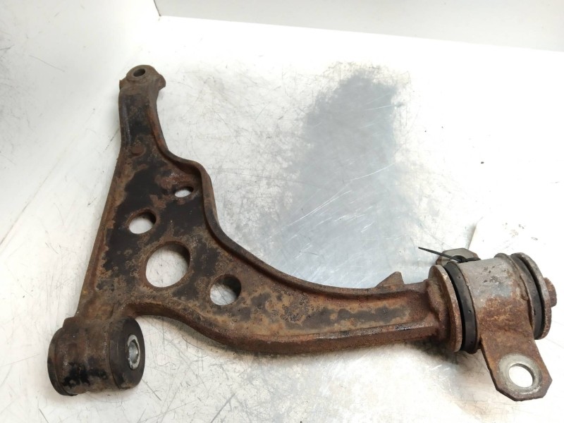 Recambio de brazo suspension inferior delantero izquierdo para fiat ducato caja cerrada (desde 03.94) 1.9 diesel referencia OEM 