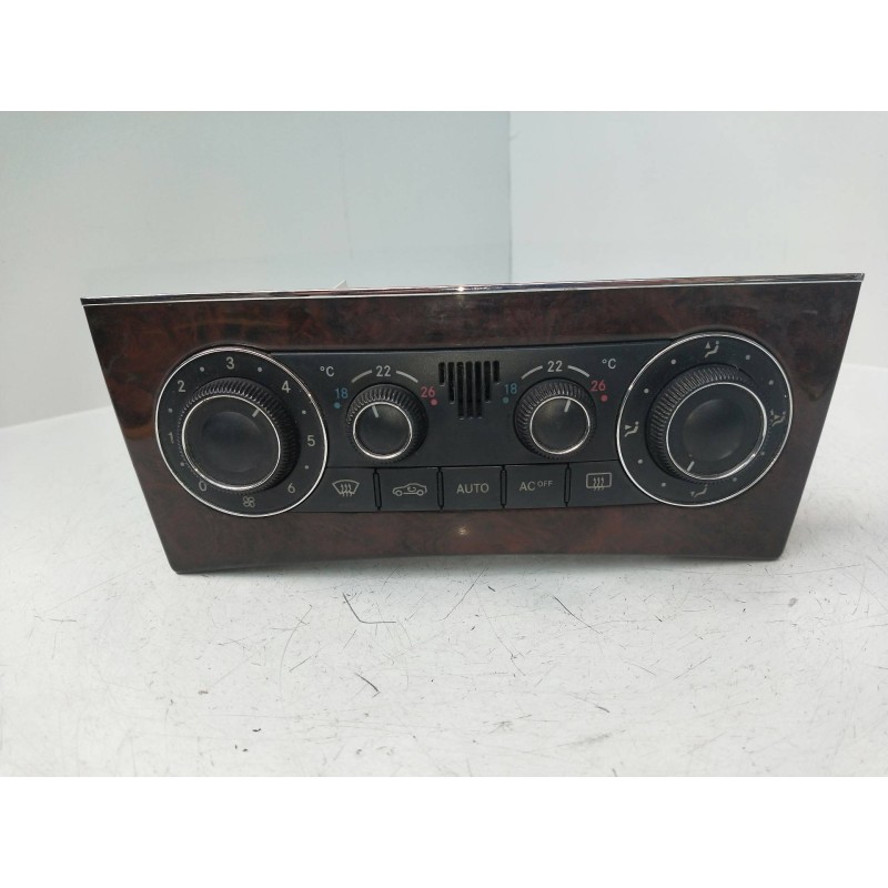 Recambio de mando calefaccion / aire acondicionado para mercedes clase c (w203) familiar 2.2 cdi cat referencia OEM IAM A2038301