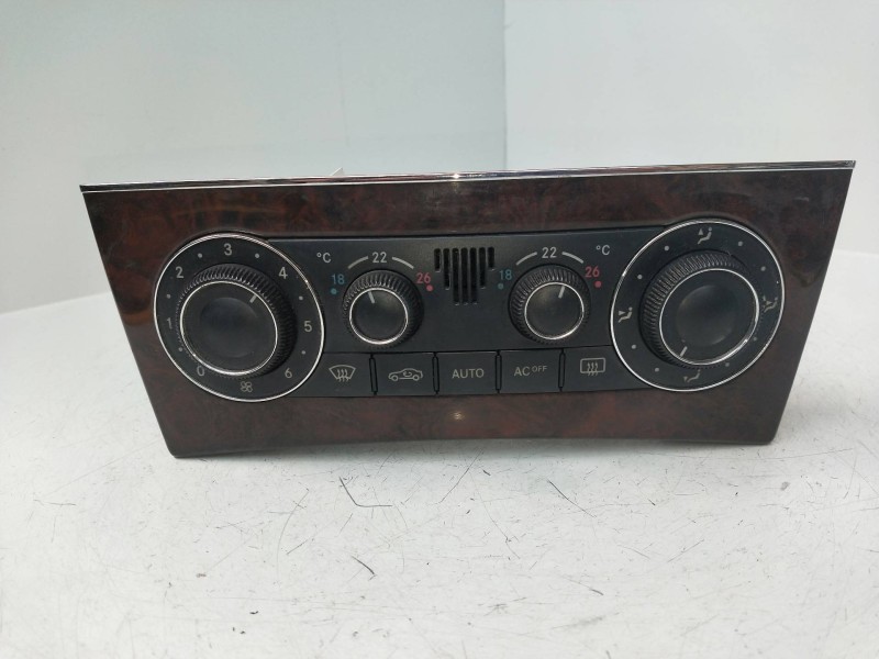 Recambio de mando calefaccion / aire acondicionado para mercedes clase c (w203) familiar 2.2 cdi cat referencia OEM IAM A2038301