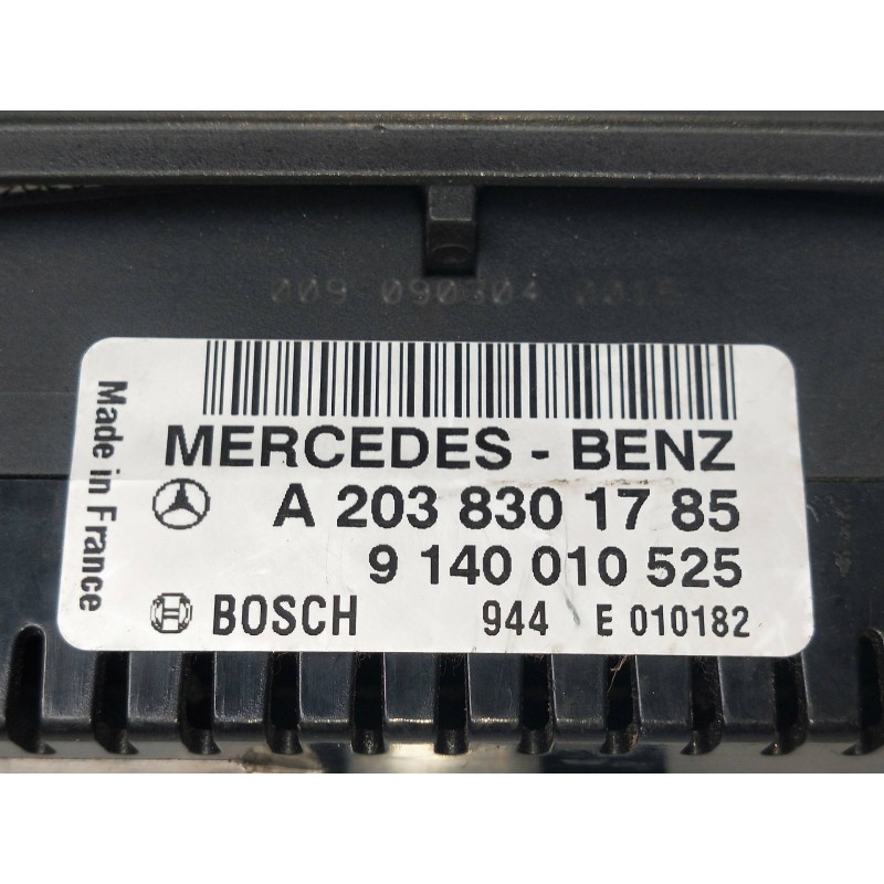 Recambio de mando calefaccion / aire acondicionado para mercedes clase c (w203) familiar 2.2 cdi cat referencia OEM IAM A2038301