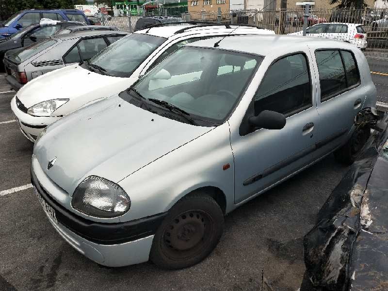 renault clio ii fase i (b/cbo) del año 2001