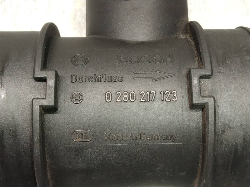 Recambio de caudalimetro para opel corsa b eco referencia OEM IAM 0280217123  