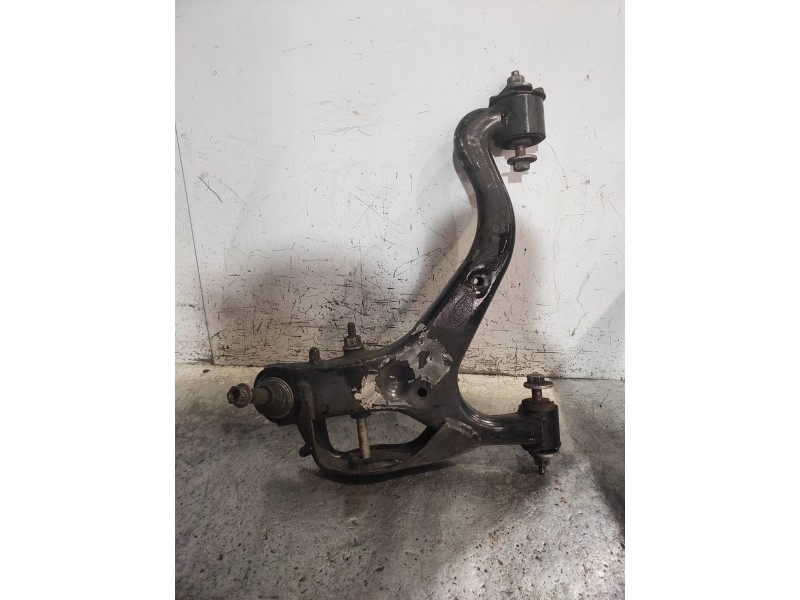 Recambio de brazo suspension inferior delantero izquierdo para land rover range rover sport v6 td se referencia OEM IAM   